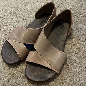 Roan by Bed Stu Sandals